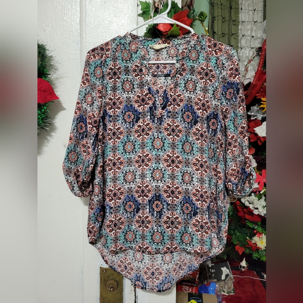 Discovery Multicolor Geometric Women's Blouse